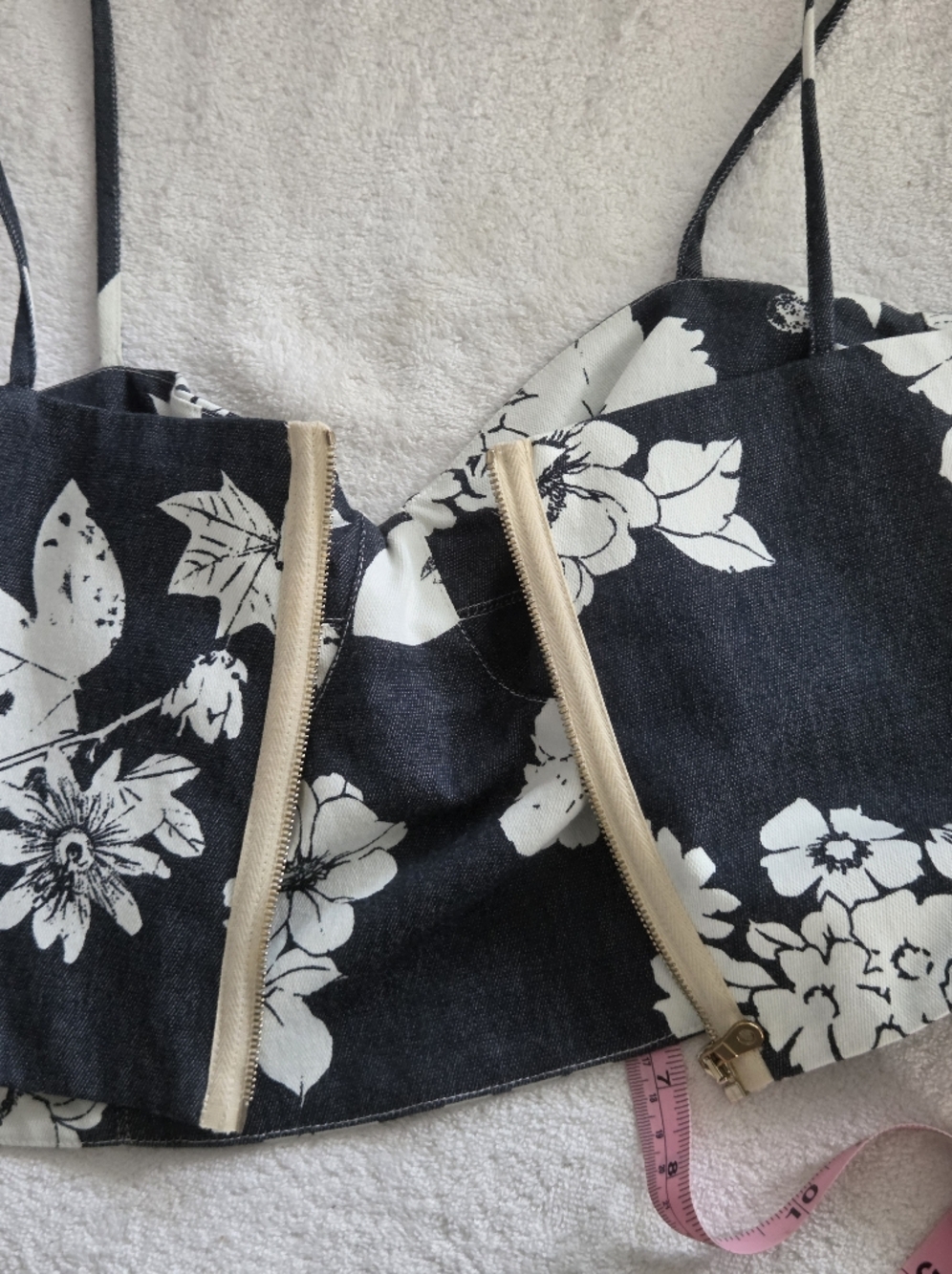 L'AGENCE Black and White Floral Bustier Crop Top - Picture 9 of 9